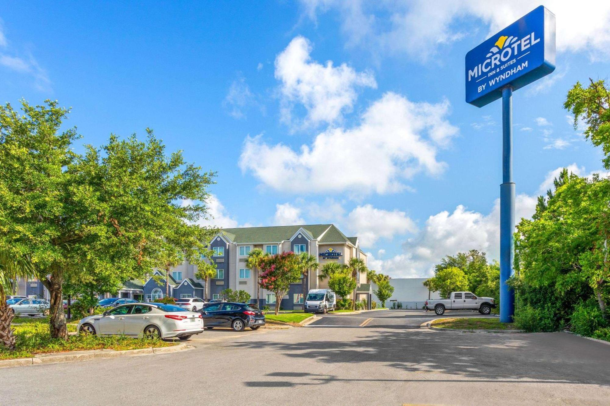Microtel Inn & Suites By Wyndham Panama City Exterior photo